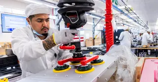 হিউসটনের কারখানা থেকে এআই সার্ভার বাজারজাত শুরু অ্যাপলের